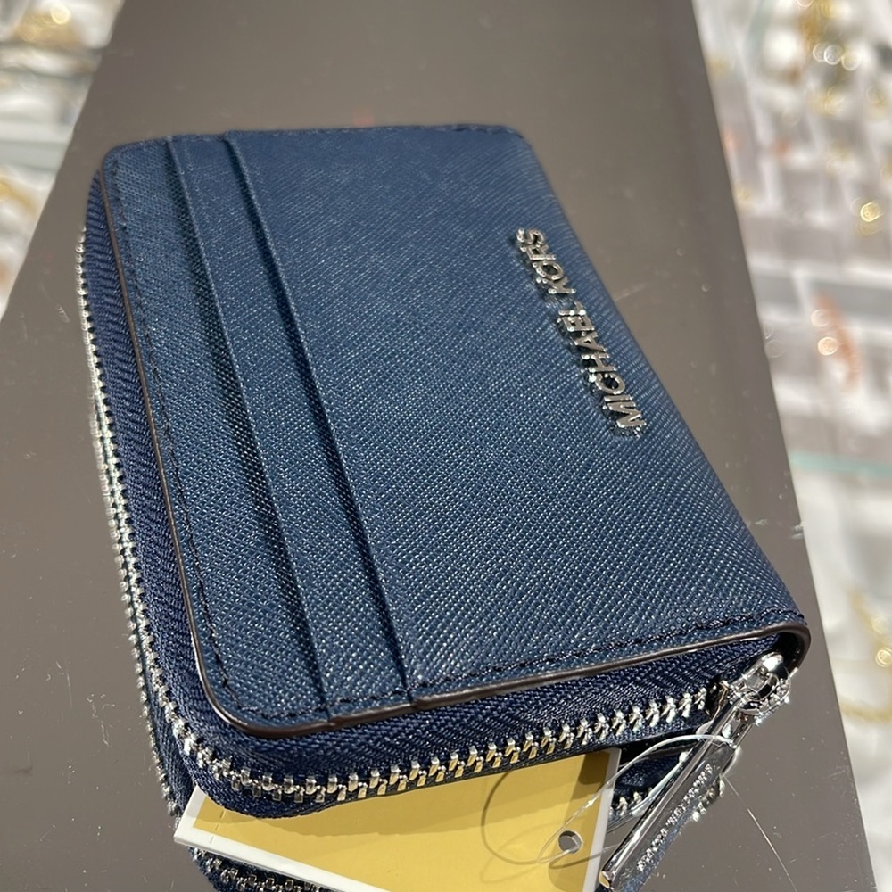Michael Kors Navy Card Holder - Picture 8 of 16